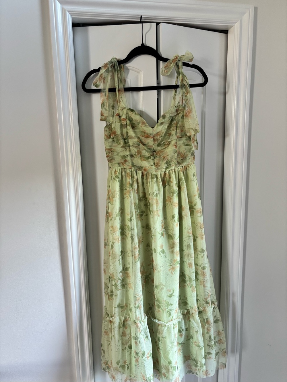 Blu Pepper Light Green Floral Tie-Strap Midi Dress